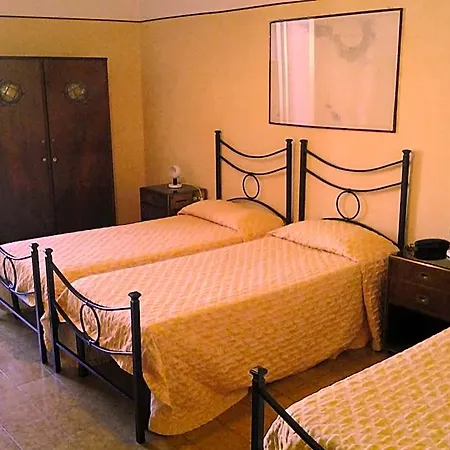 Touring Hotel Rom