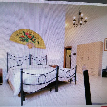 Touring Szálloda 2*